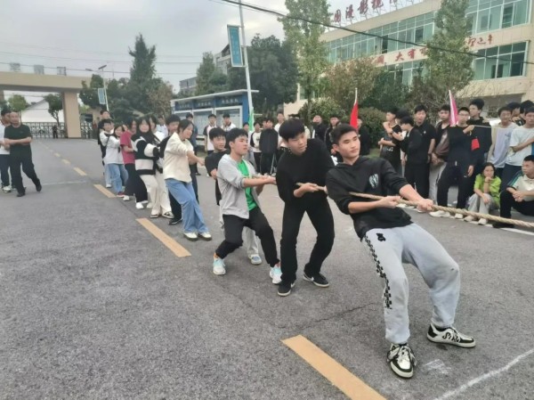 岳陽市江南通信職業(yè)技術(shù)學校有限公司,岳陽江南學校,岳陽江南通信學校,岳陽職業(yè)學校